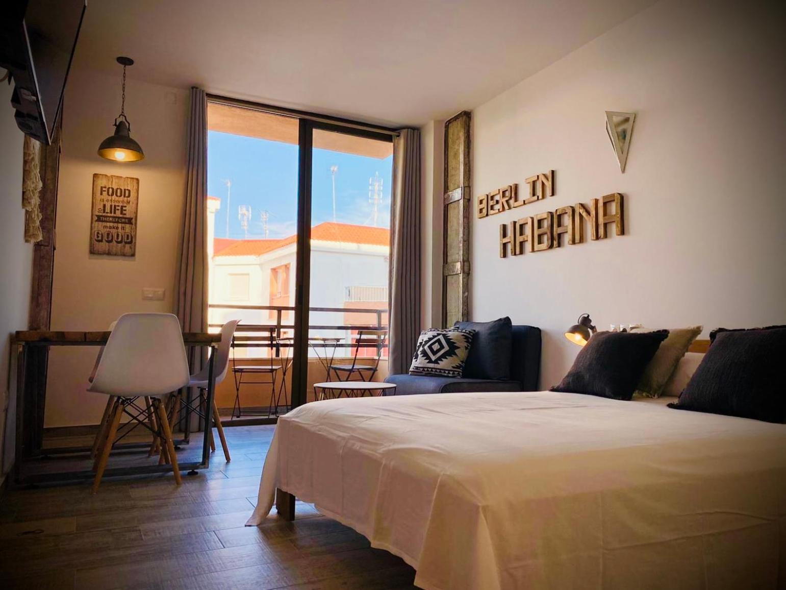 San Francisco Apartment ตอร์เรโมลิโนส ภายนอก รูปภาพ